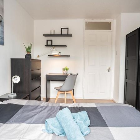 Olympic Apartment - Stratford London Eksteriør billede